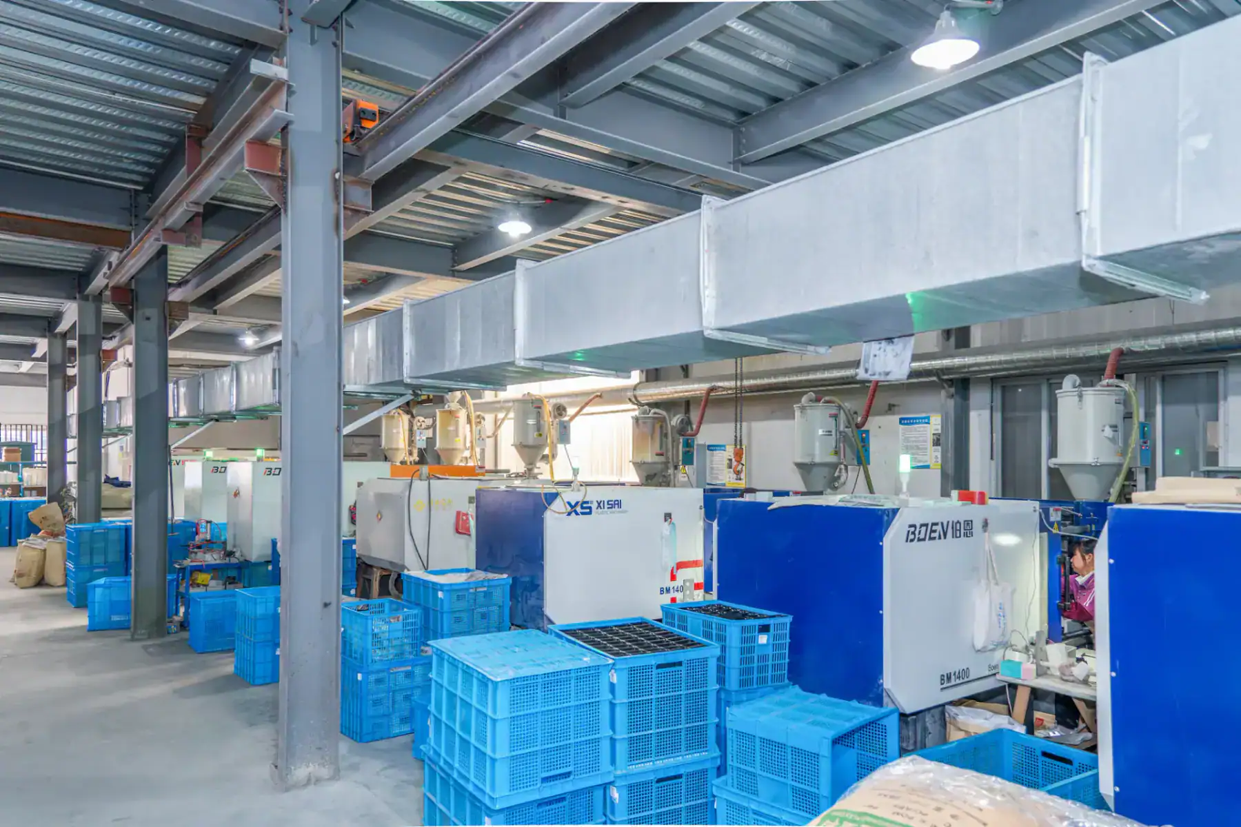 Controlled injection molding at BOWO Electric