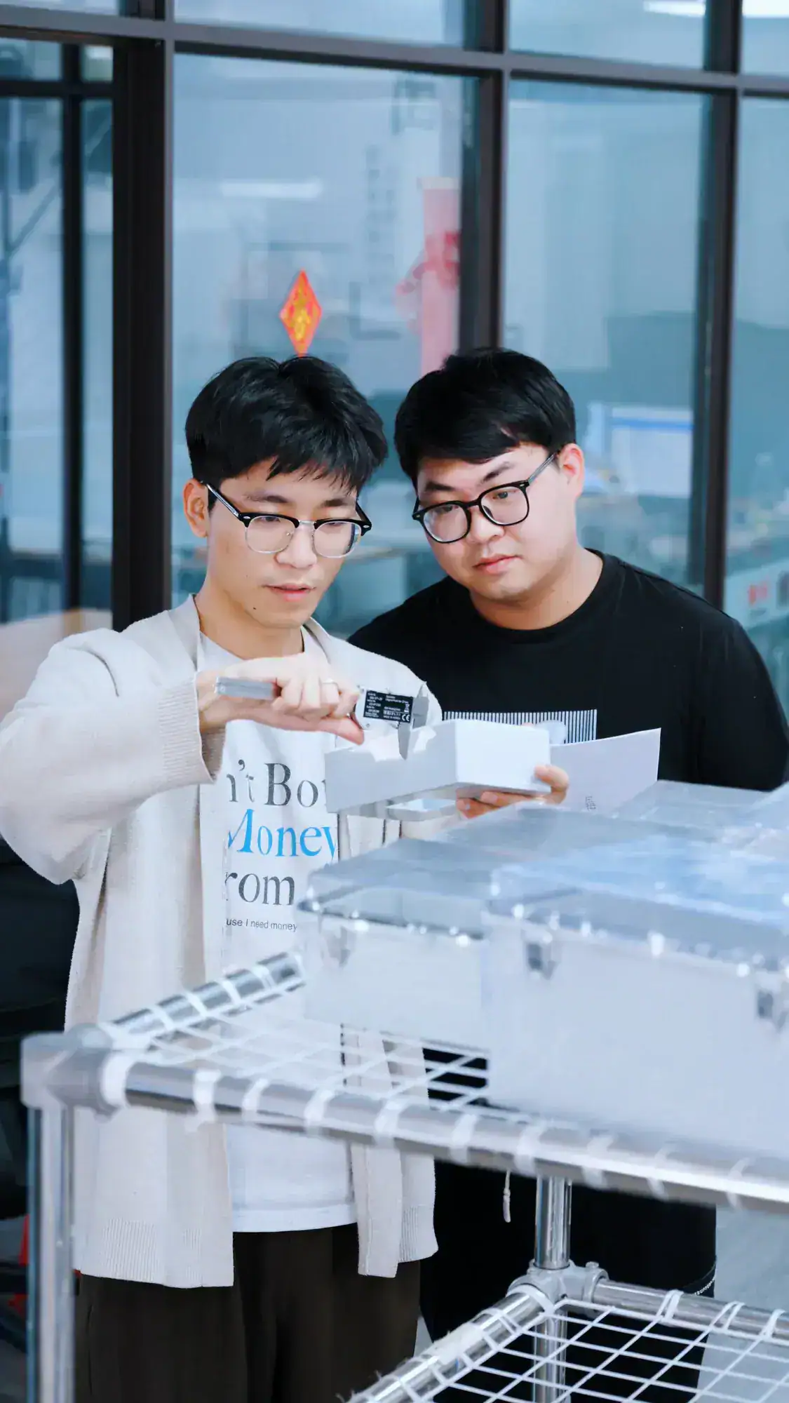 Product quality review at BOWO Electric