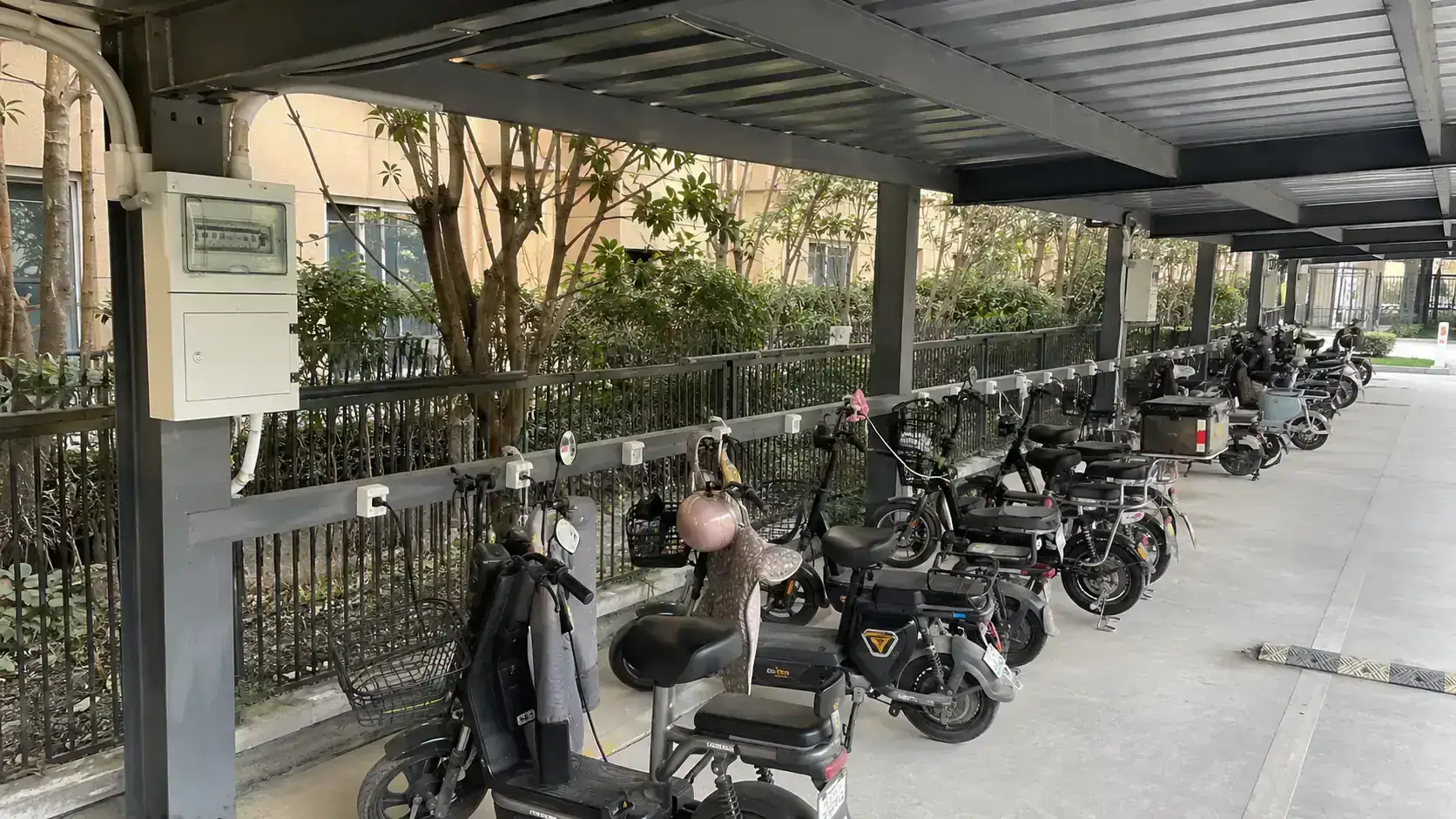 Electrical protection for a shared e-bike charging area